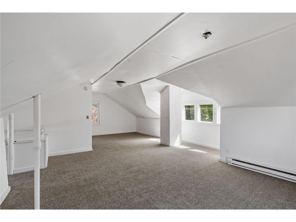 1655 Sheridan Avenue N Minneapolis MN 55411 7069015 image20