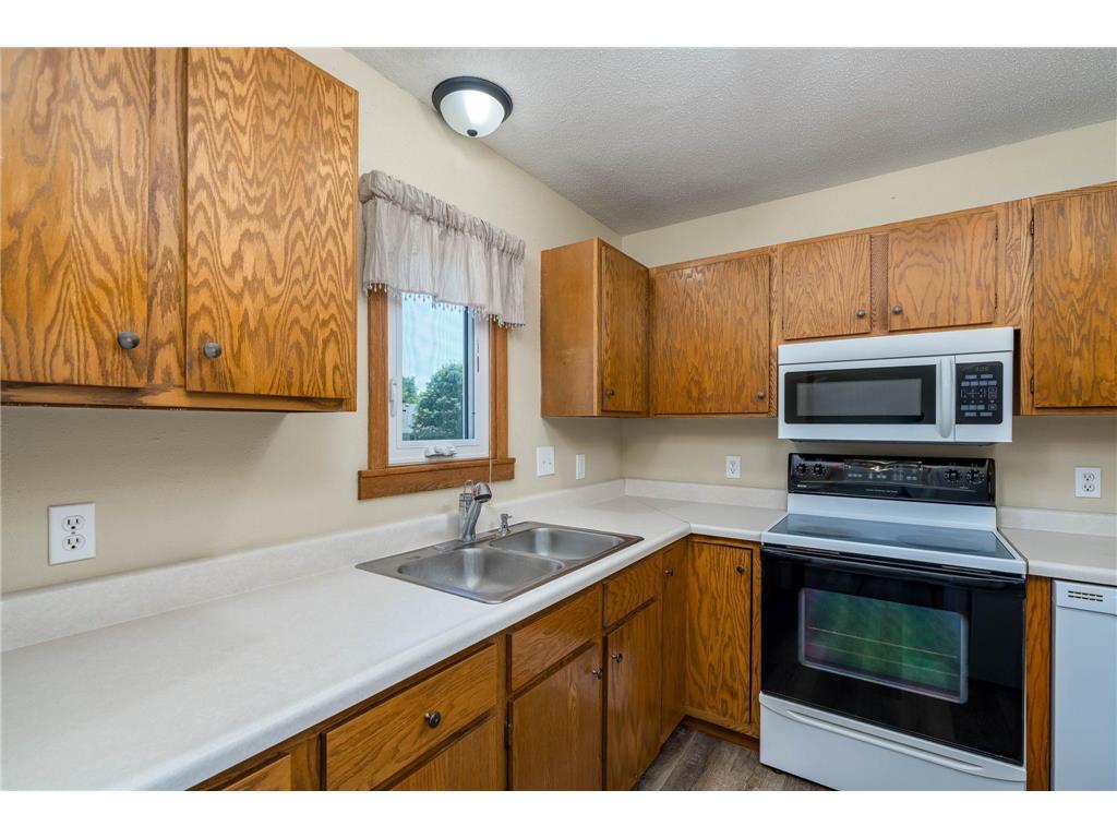 1655 Valley View Drive North Mankato MN 56003 7111367 image10