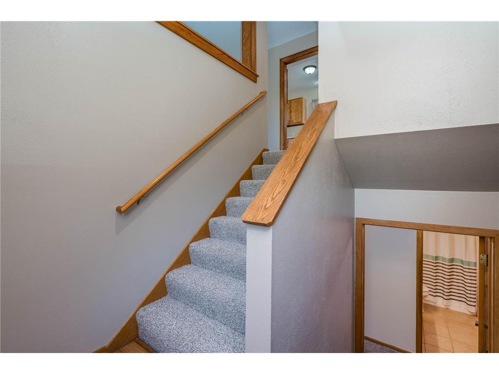 1655 Valley View Drive North Mankato MN 56003 7111367 image3