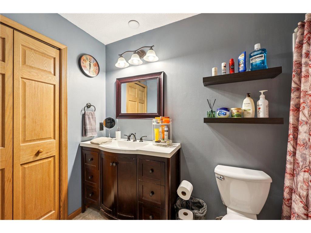 1655 W 140th Street Burnsville MN 55337 7011192 image15