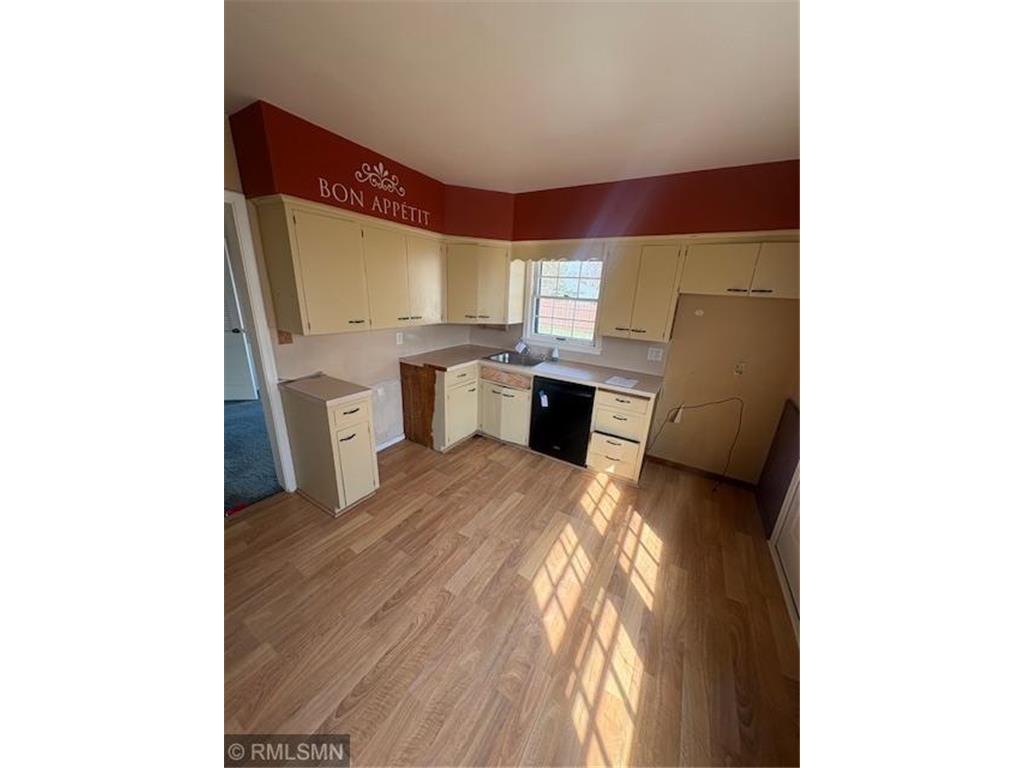 1656 Hazel Street N Saint Paul MN 55119 7053651 image4
