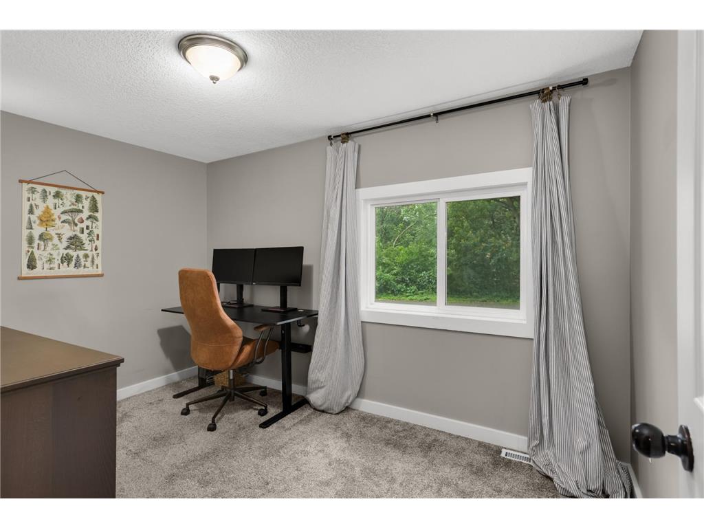 16570 22nd Street S Saint Mary's Point MN 55043 7095062 image15