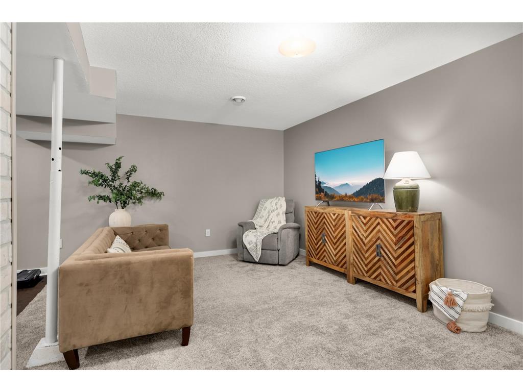 16570 22nd Street S Saint Mary's Point MN 55043 7095062 image17