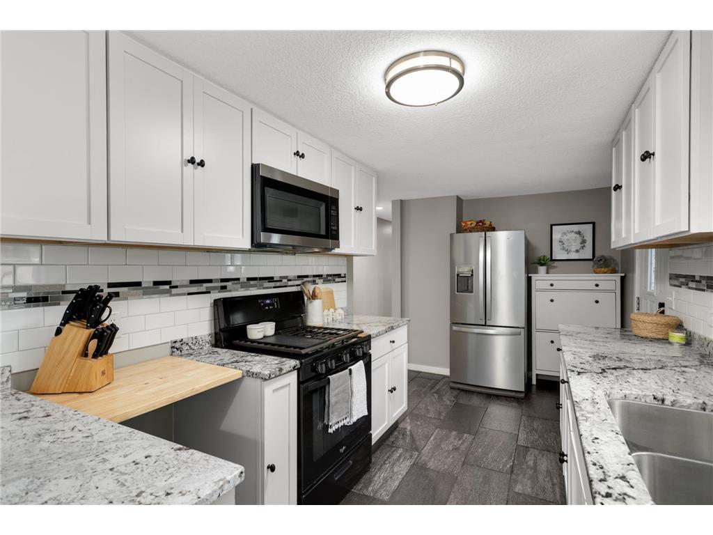 16570 22nd Street S Saint Mary's Point MN 55043 7095062 image5