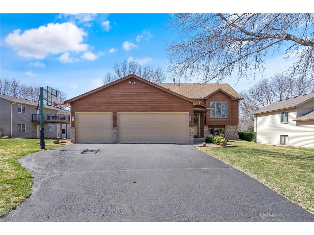 16579 Jersey Avenue, Lakeville, MN 55044 MLS 6353296 Edina Realty