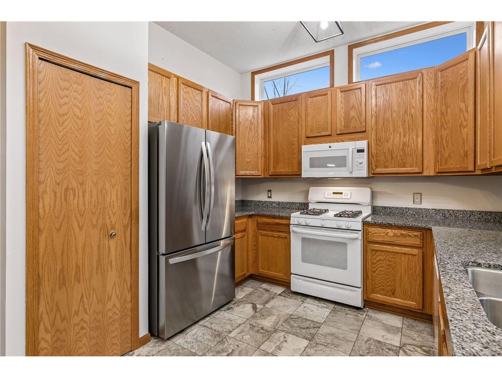 1658 Oakbrooke Circle Eagan MN 55122 7060800 image16