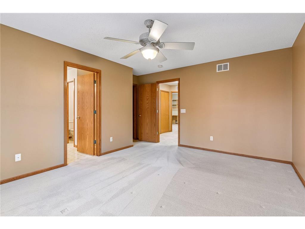1658 Oakbrooke Circle Eagan MN 55122 7060800 image30