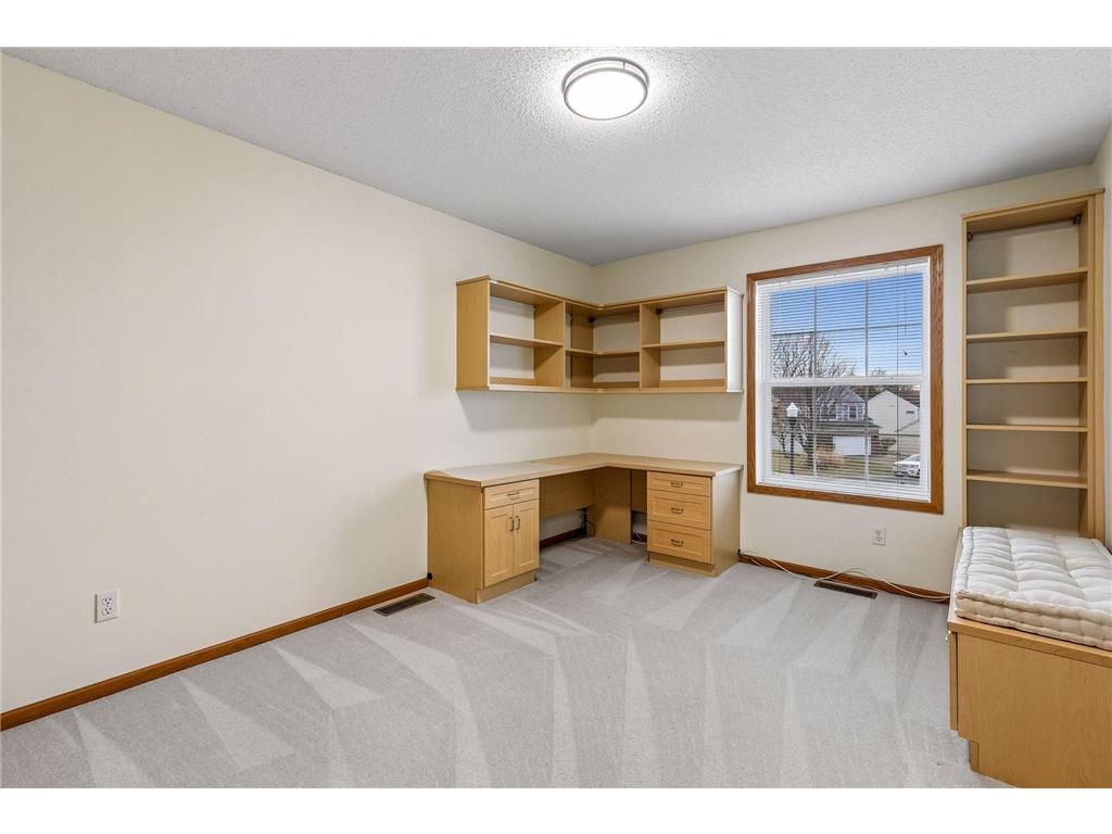 1658 Oakbrooke Circle Eagan MN 55122 7060800 image34