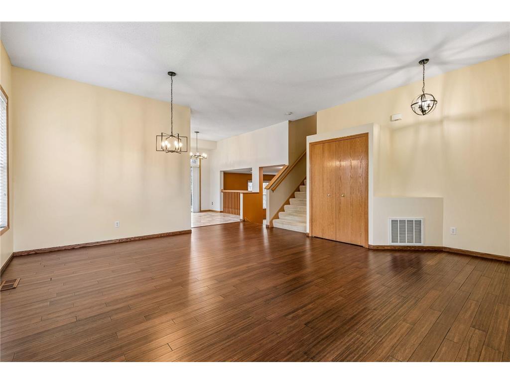 1658 Oakbrooke Circle Eagan MN 55122 7060800 image5