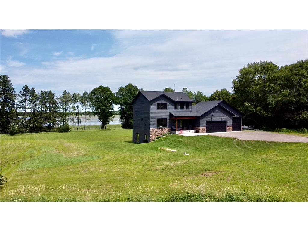 16580 Pleasant Valley Road Franconia Twp MN 55074 - Blooms 7013945 image1