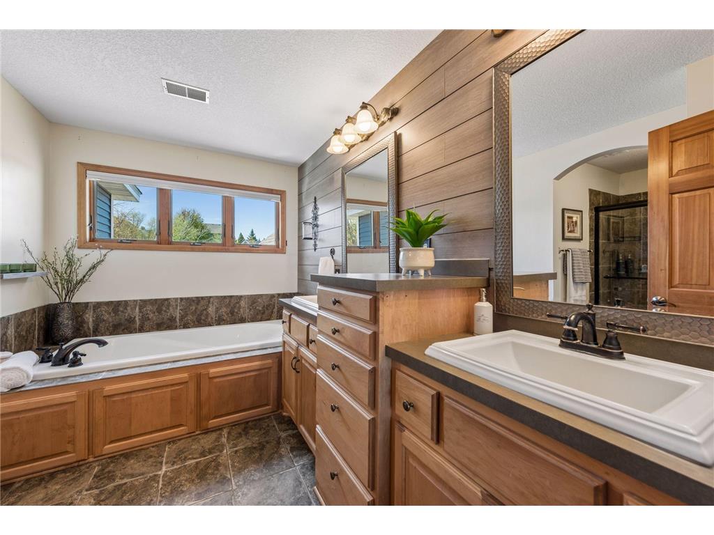 16586 73rd Avenue N Maple Grove MN 55311 7069052 image23