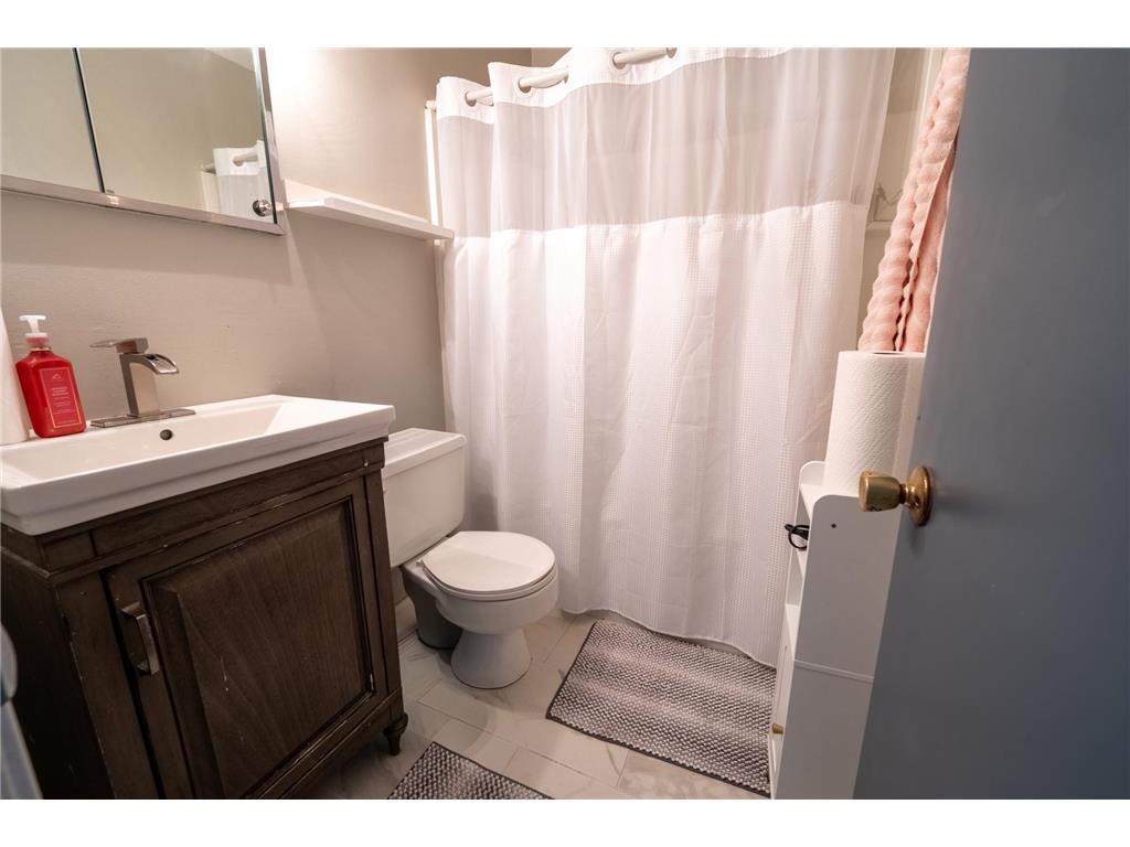 1659 Case Avenue Saint Paul MN 55106 7059612 image11