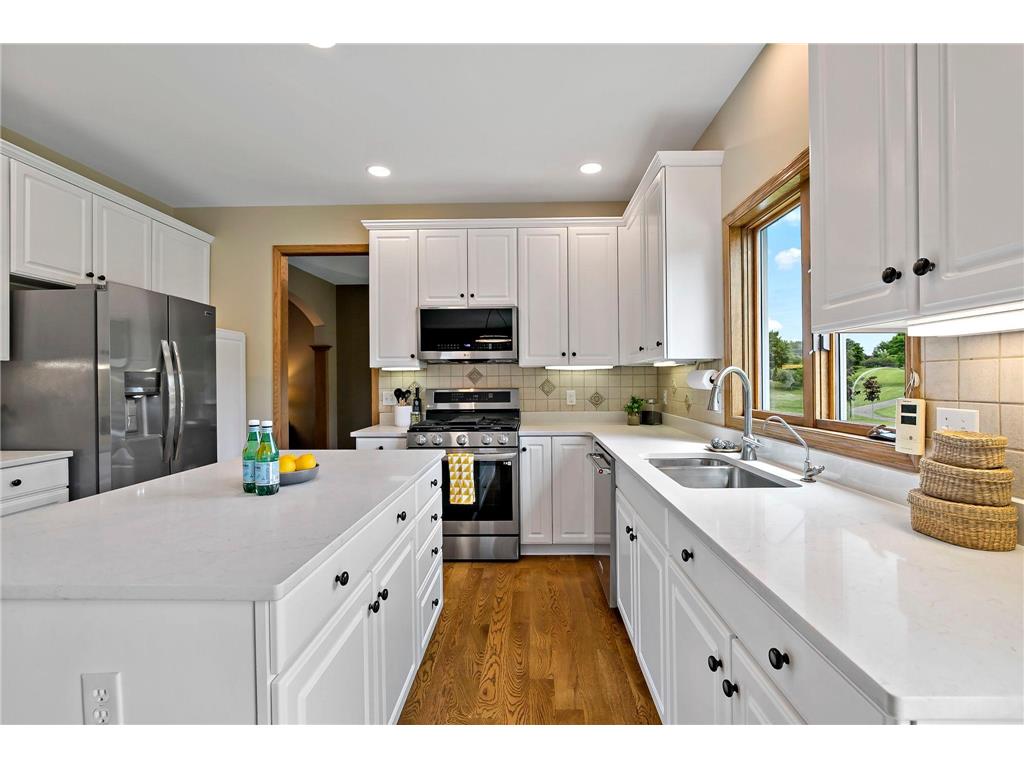 16599 Imperial Court Lakeville MN 55044 7090133 image16
