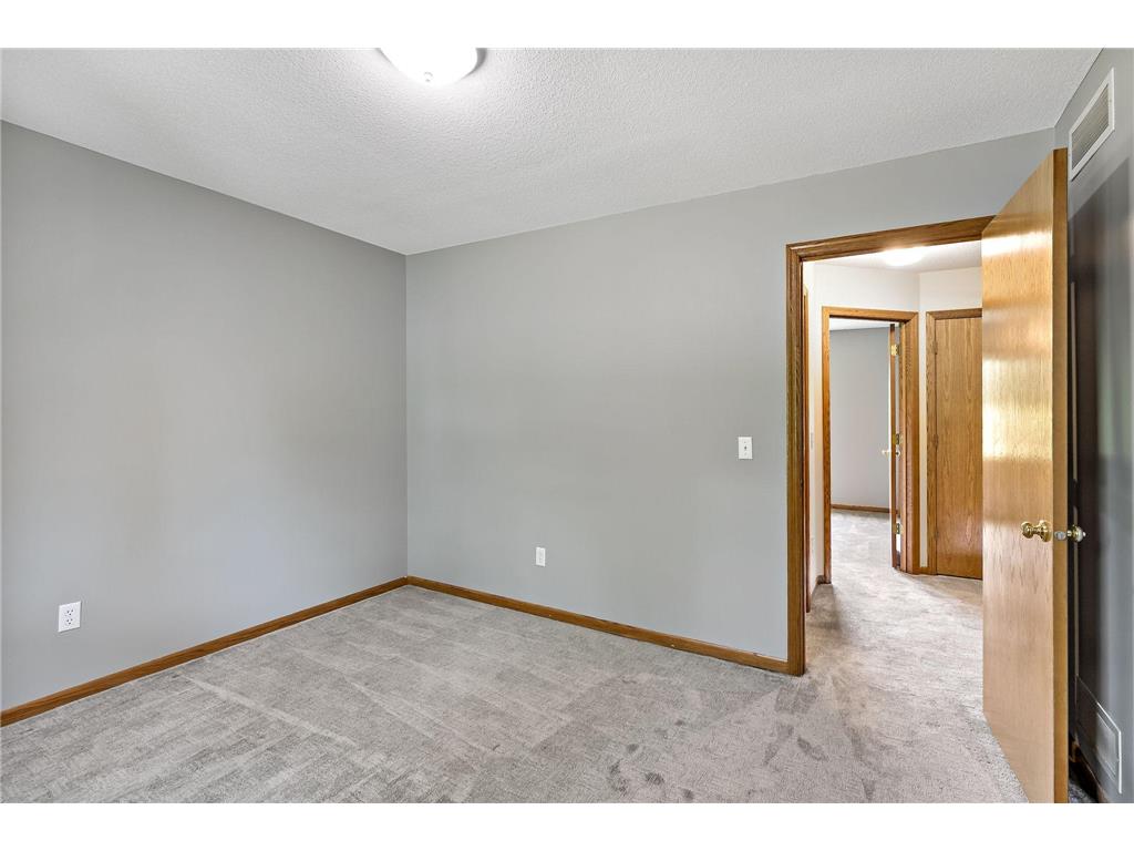 16599 Imperial Court Lakeville MN 55044 7090133 image37