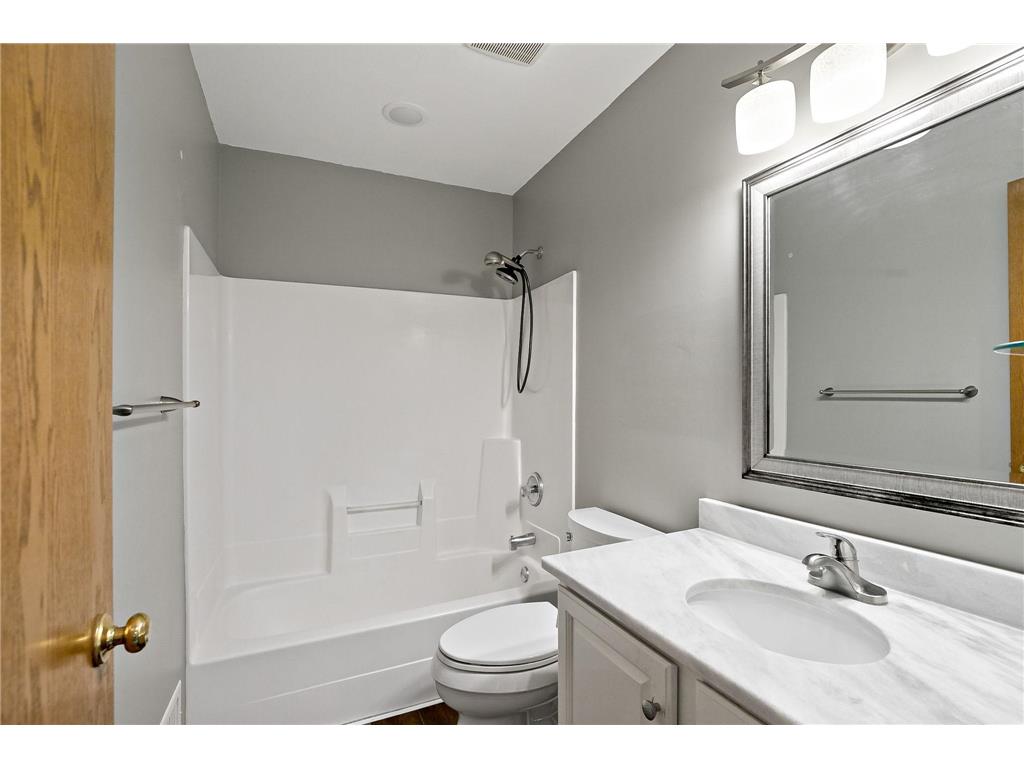 16599 Imperial Court Lakeville MN 55044 7090133 image38