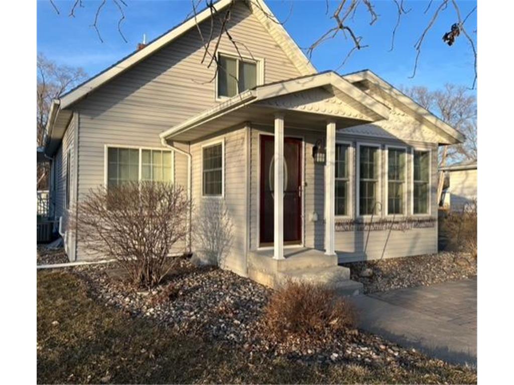 166 N Lakeshore Drive, Glenwood, MN, 56334 MLS 6499254 Edina Realty