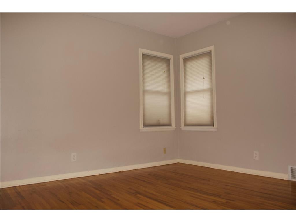 1660 Jessamine Avenue E Saint Paul MN 55106 7037406 image11