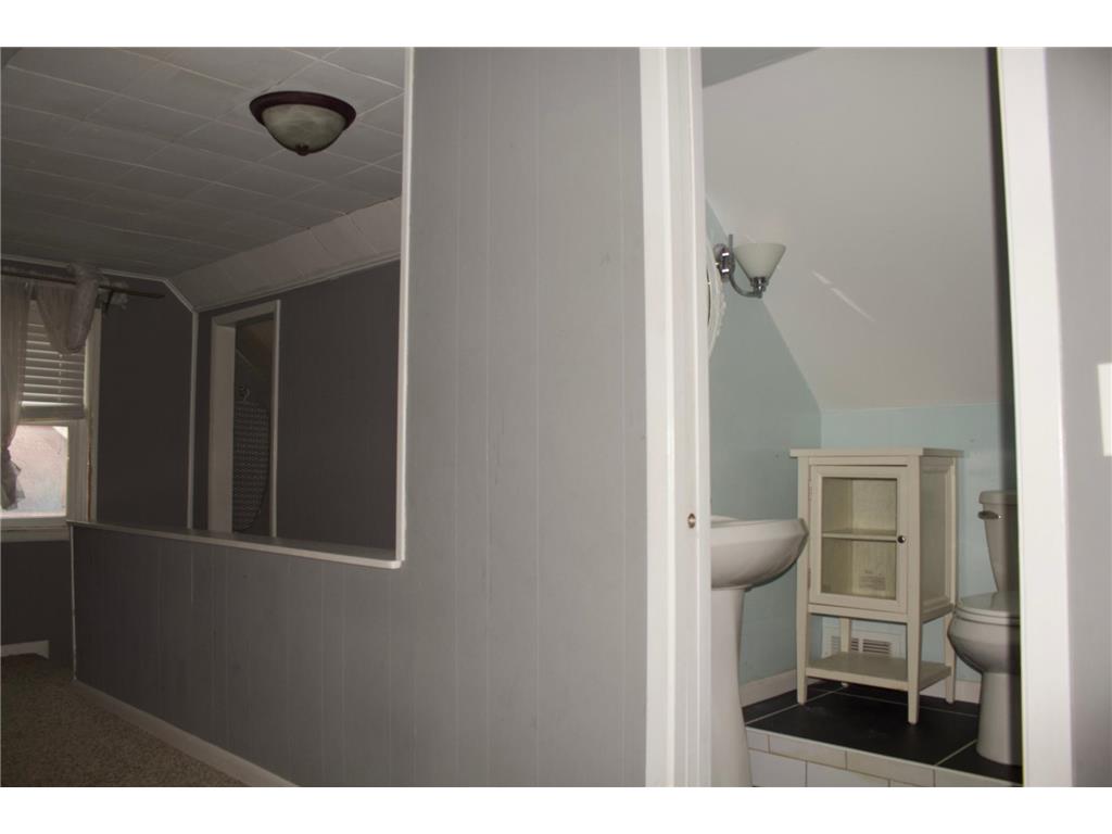 1660 Jessamine Avenue E Saint Paul MN 55106 7037406 image8