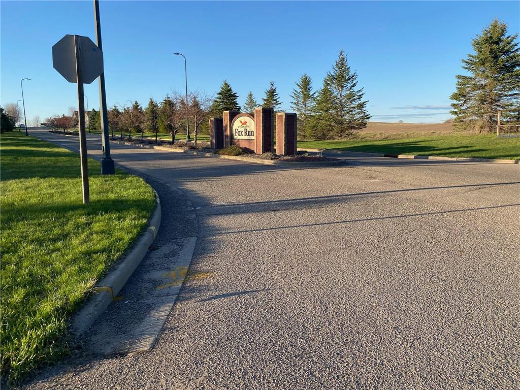 1660 Squirrel Way New Richmond WI 54017 6411384 image1