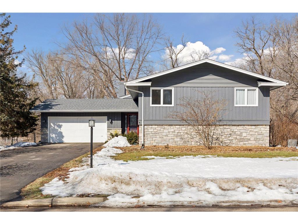 16600 Blenheim Way Minnetonka MN 55345 7016884 image1