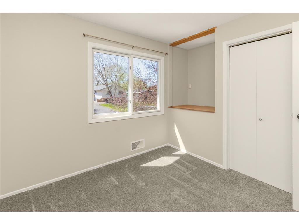 1661 Hilo Avenue N Oakdale MN 55128 7062465 image18