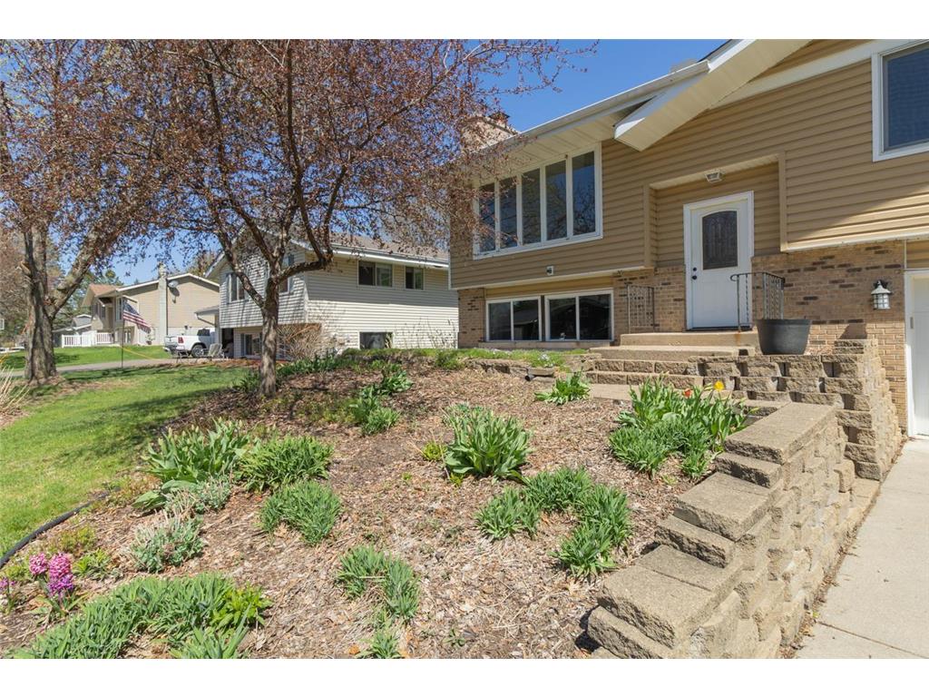 1661 Hilo Avenue N Oakdale MN 55128 7062465 image3