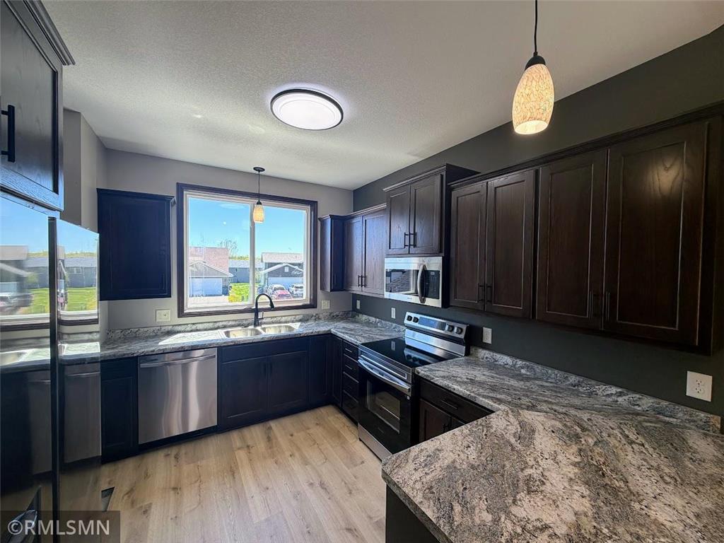 1661 Park View Lane NE Sauk Rapids MN 56379 7047045 image2