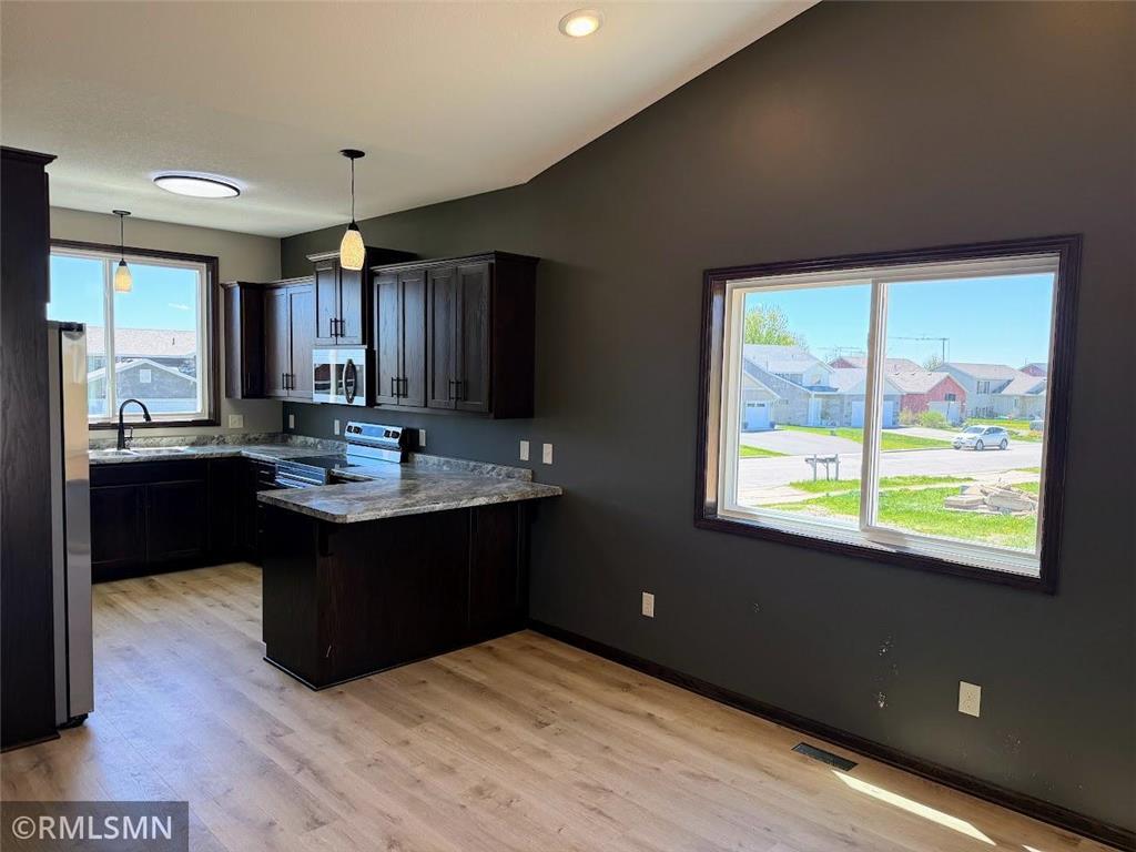 1661 Park View Lane NE Sauk Rapids MN 56379 7047045 image4