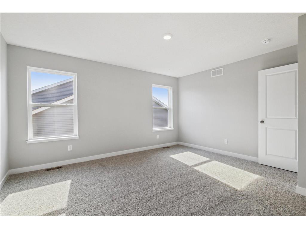 1661 Shasta Drive Shakopee MN 55379 7028249 image9