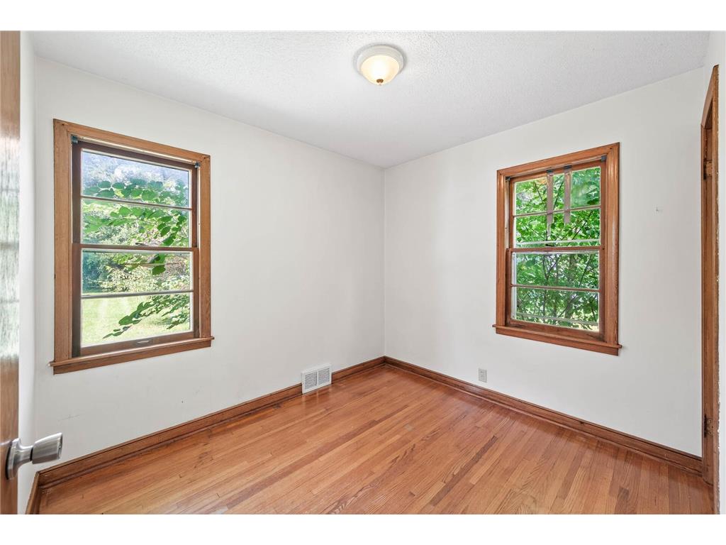 16612 Minnetonka Boulevard Minnetonka MN 55345 6769401 image10