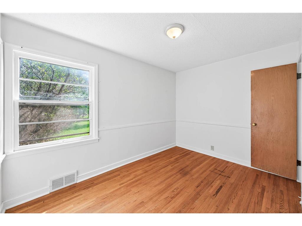 16612 Minnetonka Boulevard Minnetonka MN 55345 6769401 image12