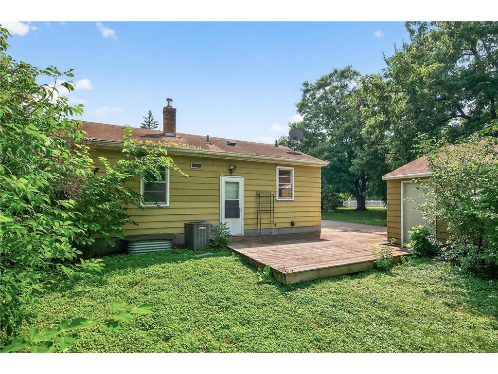 16612 Minnetonka Boulevard Minnetonka MN 55345 6769401 image22