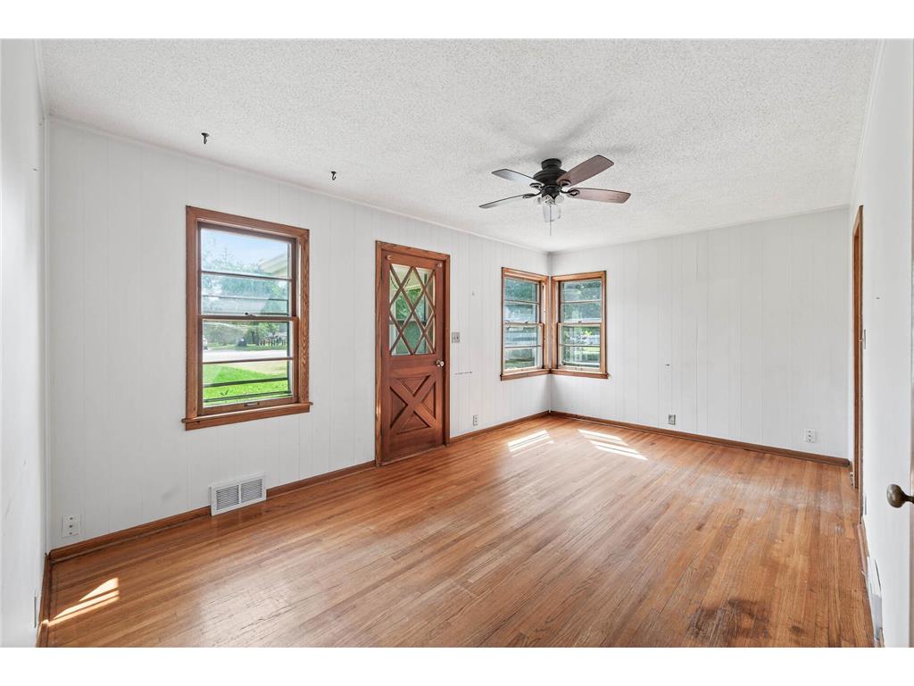 16612 Minnetonka Boulevard Minnetonka MN 55345 6769401 image3