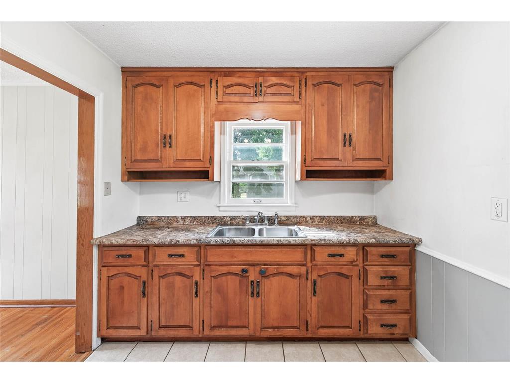 16612 Minnetonka Boulevard Minnetonka MN 55345 6769401 image6