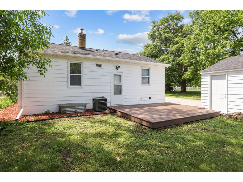 16612 Minnetonka Boulevard Minnetonka MN 55345 7071644 image22