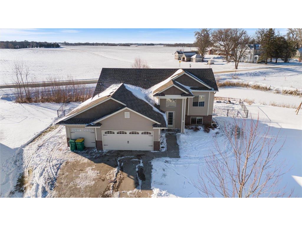 1663 Hidden Trail Mayer MN 55360 7002739 image1