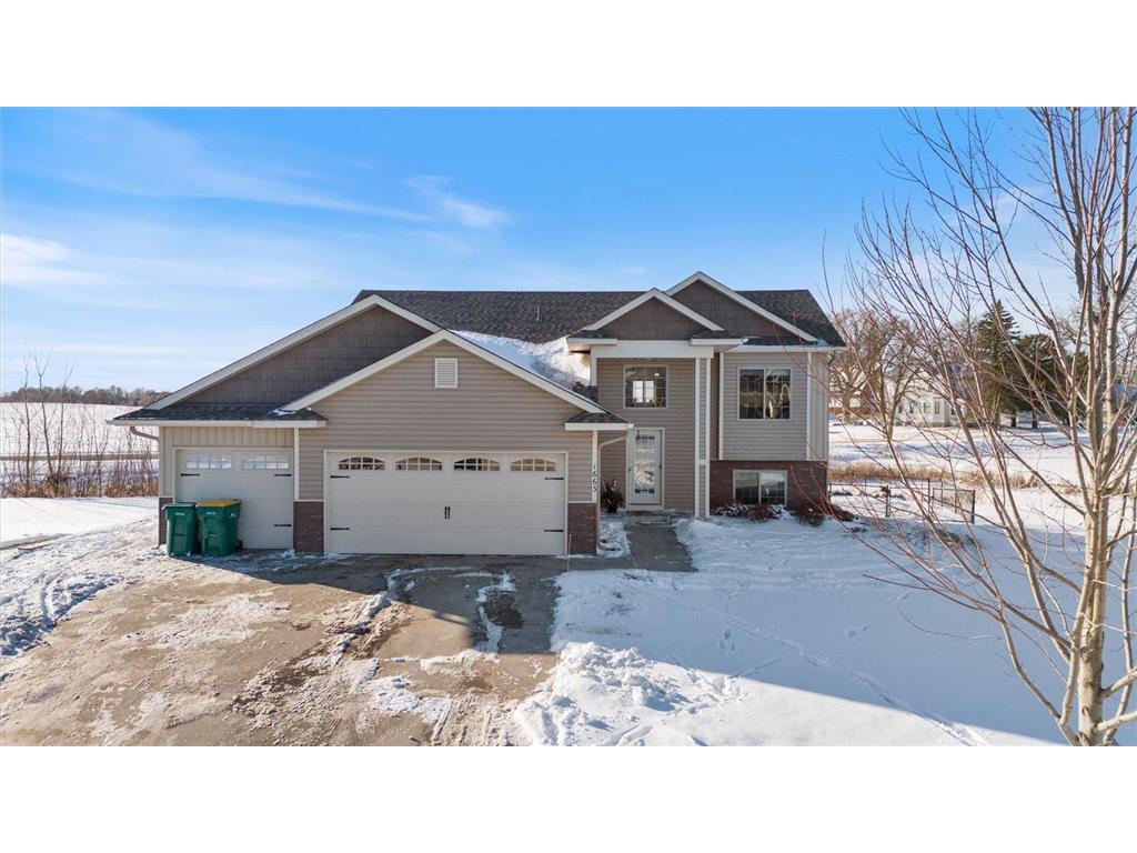 1663 Hidden Trail Mayer MN 55360 7002739 image2