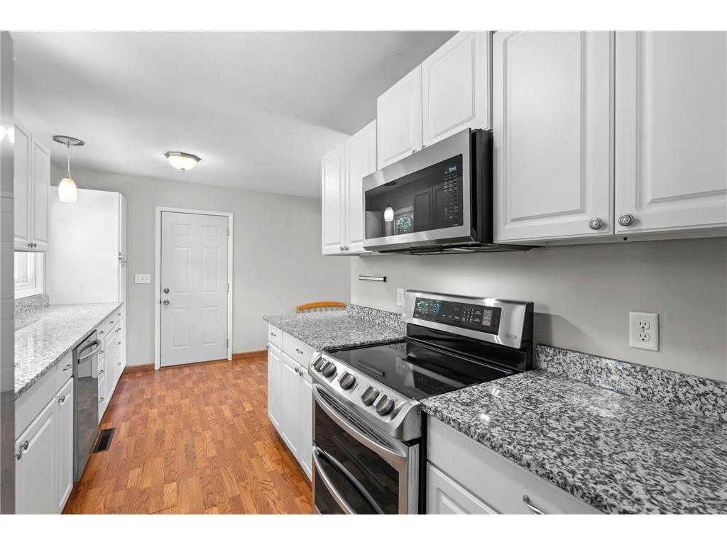16633 Temple Drive N Minnetonka MN 55345 7079847 image12