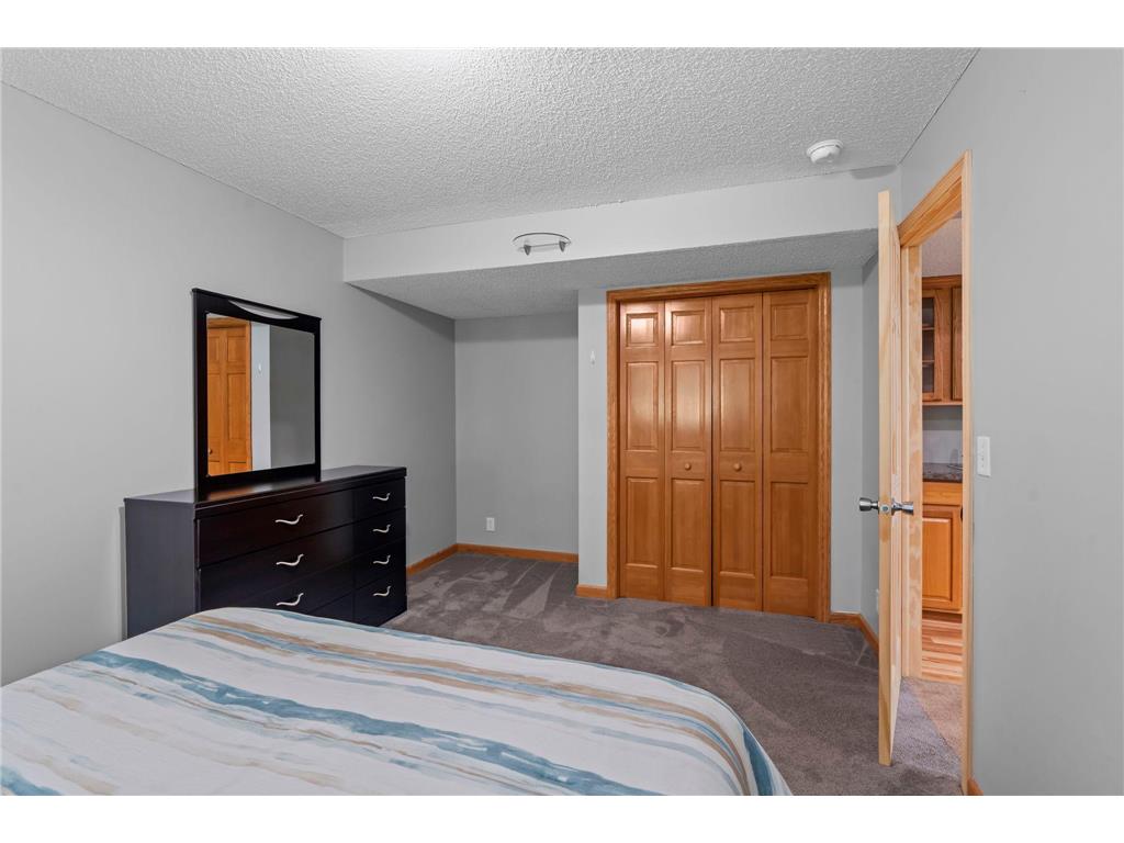 16633 Temple Drive N Minnetonka MN 55345 7079847 image32