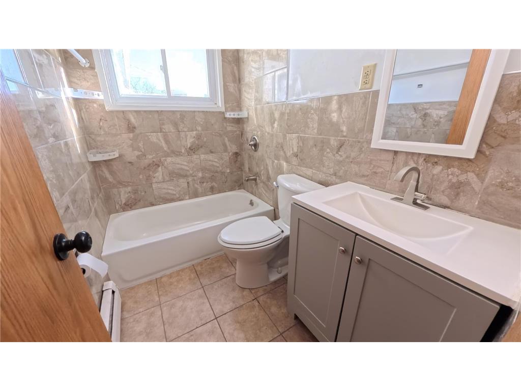 1664 Barclay Street Saint Paul MN 55106 6819653 image10