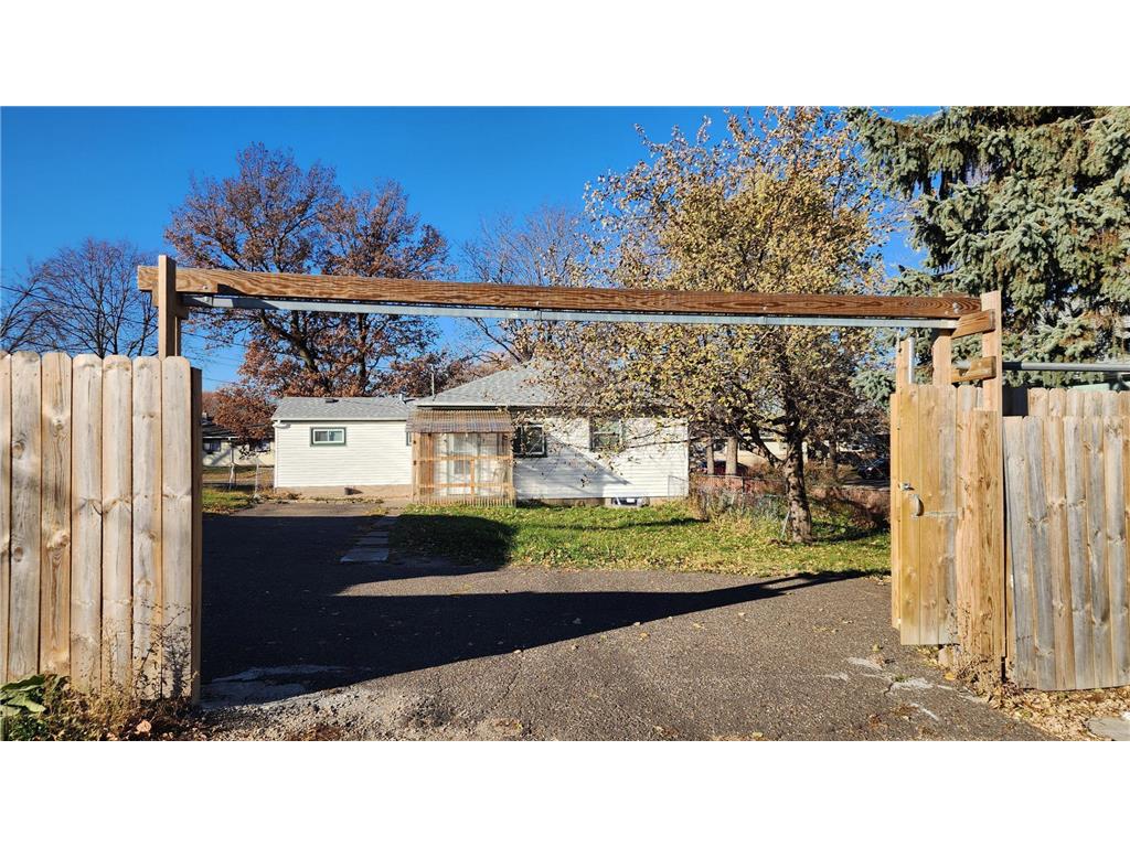 1664 Barclay Street Saint Paul MN 55106 6819653 image18