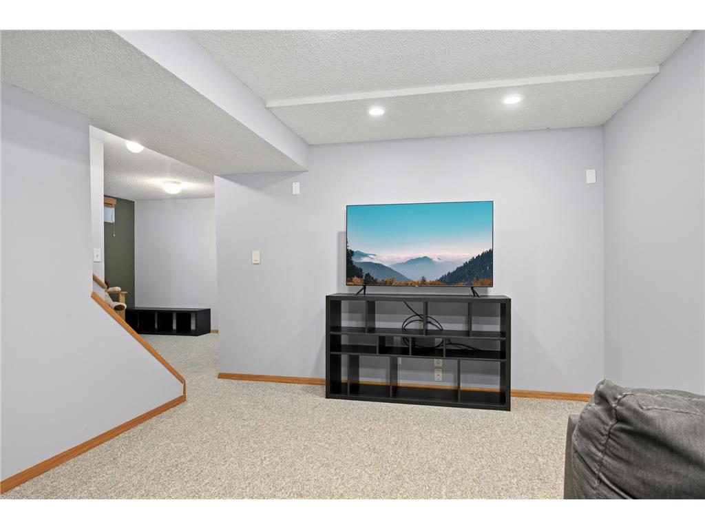 16645 Flagstaff Avenue W Lakeville MN 55068 7058353 image31