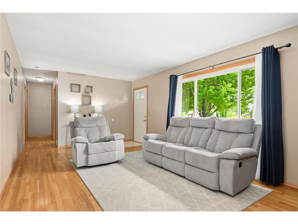 16645 Flagstaff Avenue W Lakeville MN 55068 7058353 image5