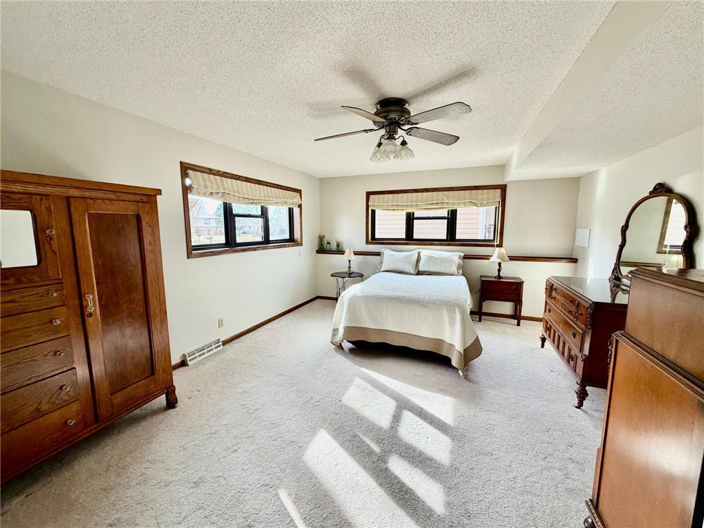 1665 Oakwood Drive Worthington MN 56187 7031622 image24