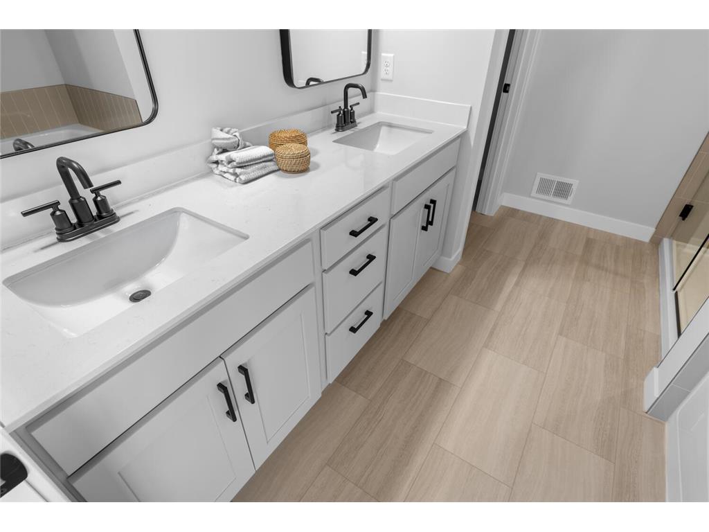 16651 S Manor Road Eden Prairie MN 55344 6824871 image16