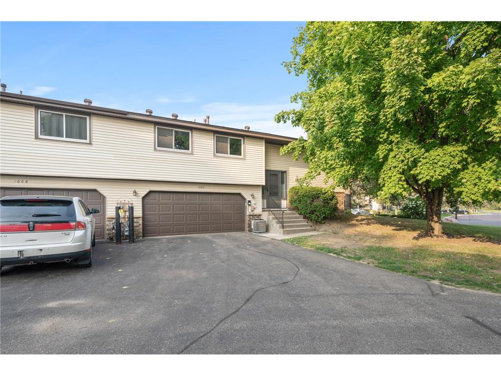 1666 Hickory Hill Drive Eagan MN 55122 6419291 image1