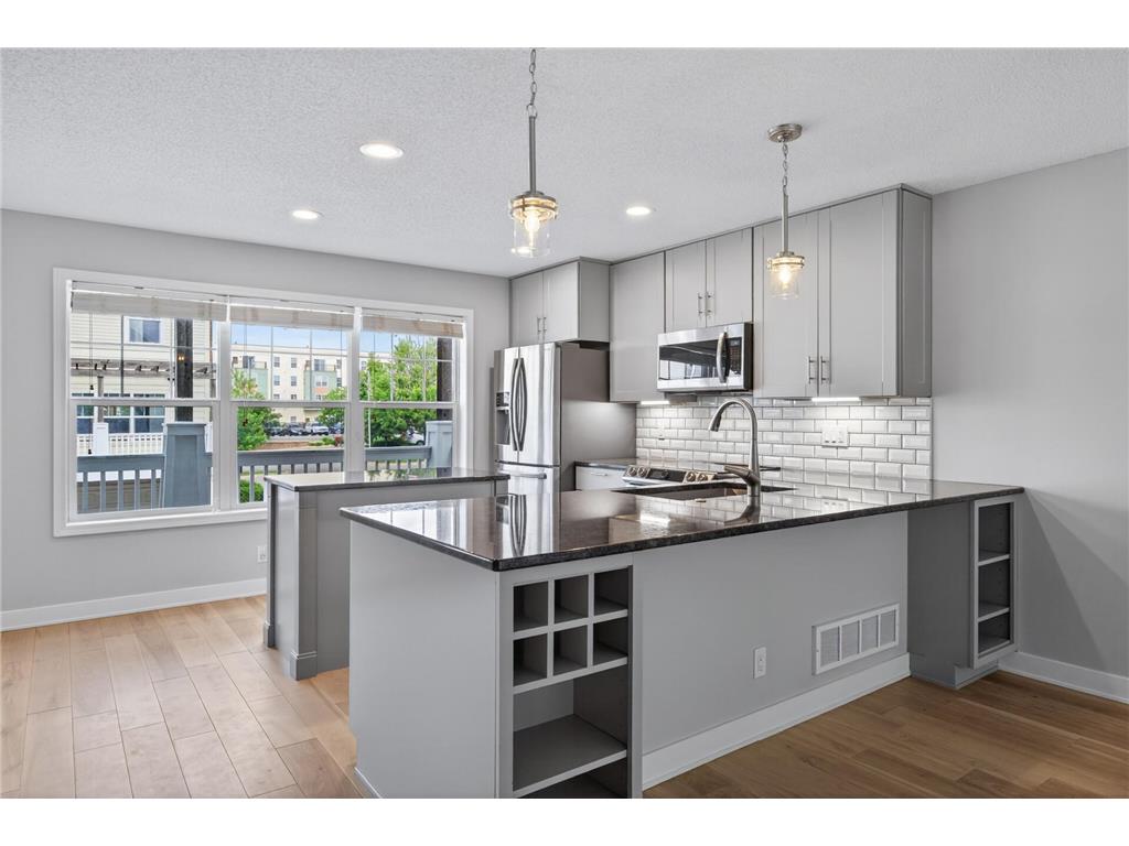 1667 Arona Street #8 Falcon Heights MN 55108 7075723 image11