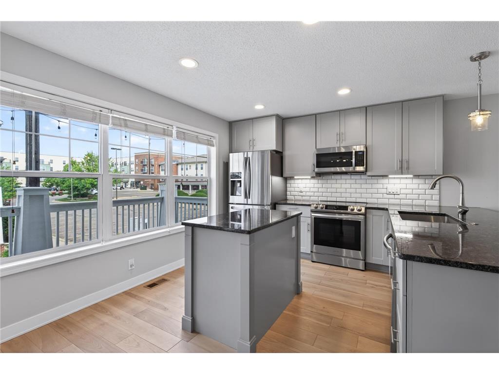 1667 Arona Street #8 Falcon Heights MN 55108 7075723 image12