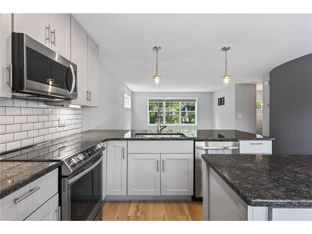 1667 Arona Street #8 Falcon Heights MN 55108 7075723 image17