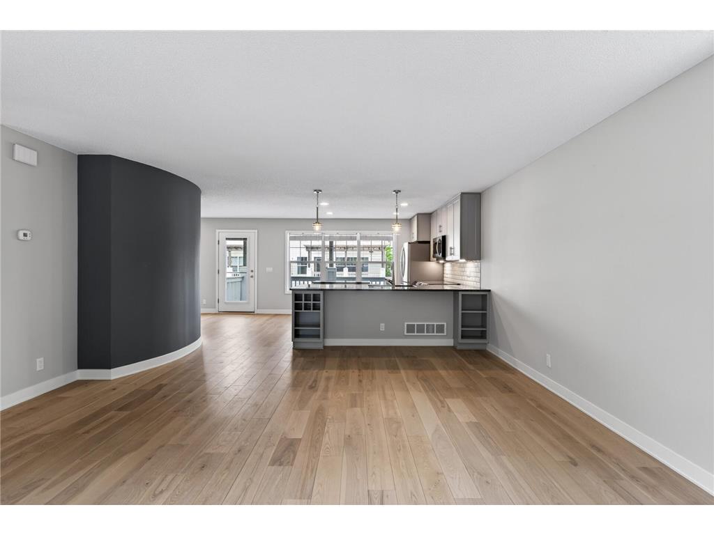 1667 Arona Street #8 Falcon Heights MN 55108 7075723 image9